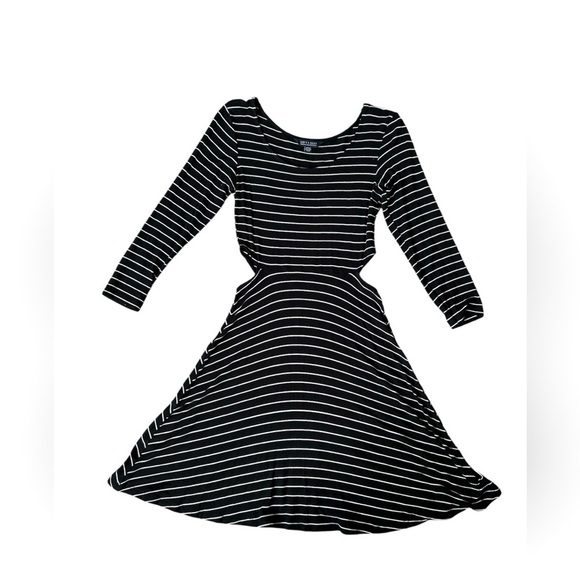 American Eagle Outfitters Soft & Sexy Black and White mini dress size small - Picture 1 of 11